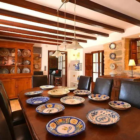 Mit Privatpool Fuer 12 Personen Ca 400 Qm In Consell, Mallorca Binnenland Von Mallorca Consell